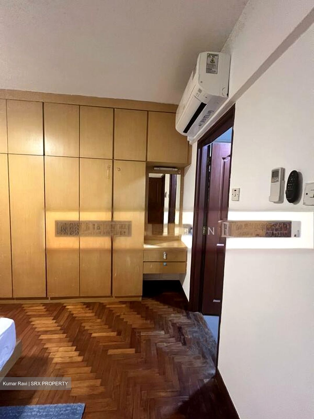 Melville Park (D18), Condominium #503135881